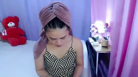 your lovely Dina online show from May 2026 02:20:02 AM