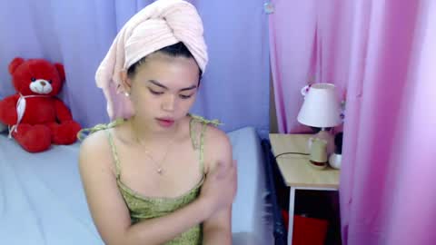 your lovely Dina online show from July 2026 02:26:02 AM