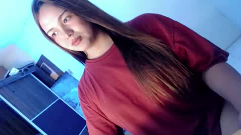 Snapshot of yourlovingpearl chatting on November 2025 12:20:01 PM PEARL online show from November 2025 12:20:01 PM