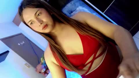 Snapshot of yourlovingpearl chatting on November 2025 05:41:01 AM PEARL online show from November 2025 05:41:01 AM