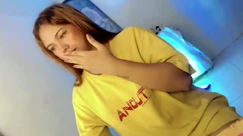 Snapshot of yourlovingpearl chatting on February 2026 08:31:02 PM PEARL online show from February 2026 08:31:02 PM