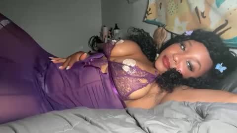 YOURMOMMY online show from May 2026 03:57:01 AM