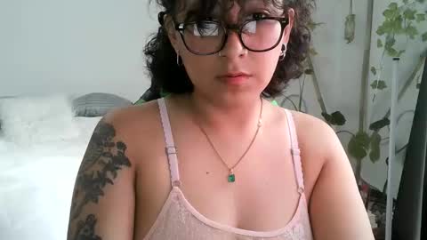 Serena online show from November 2025 08:09:01 PM