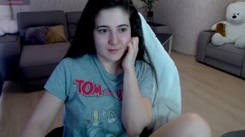 Snapshot of yourr_muse chatting on February 2025 05:12:02 AM Yourr Muse online show from February 2025 05:12:02 AM