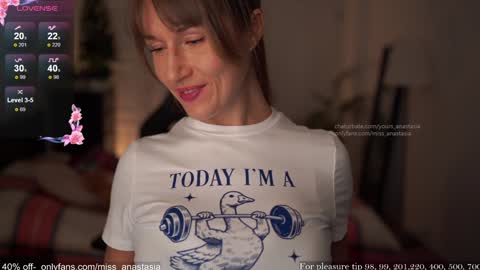 Snapshot of yours_anastasia chatting on November 2025 08:44:01 PM Anastasia online show from November 2025 08:44:01 PM