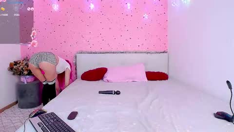      online show from December 2024 08:02:01 AM