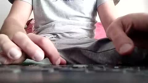 Mark online show from October 2025 02:08:02 PM