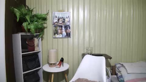 yoursubmissive_larah online show from April 2026 06:40:01 AM
