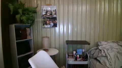 yoursubmissive_larah online show from May 2026 03:56:02 AM
