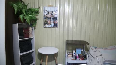 yoursubmissive_larah online show from May 2026 04:04:02 PM
