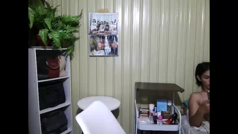yoursubmissive_larah online show from May 2026 05:26:02 AM