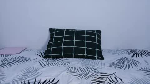 Snapshot of yoursweetestkiwi chatting on December 2025 01:29:02 PM Kiwi online show from December 2025 01:29:02 PM