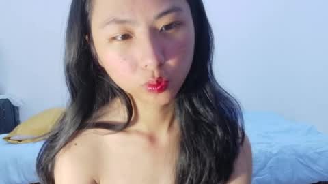 Snapshot of yoursweetestkiwi chatting on May 2026 02:35:01 PM Kiwi online show from May 2026 02:35:01 PM