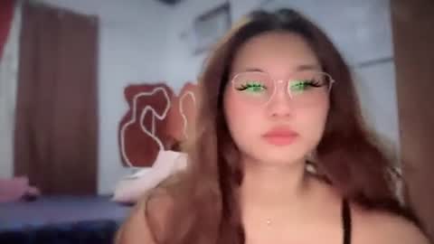 yoursweetgirl_zia online show from May 2026 06:51:02 AM