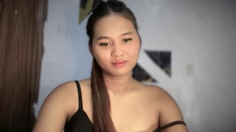 yoursweetgirl_zia online show from May 2026 06:21:03 AM