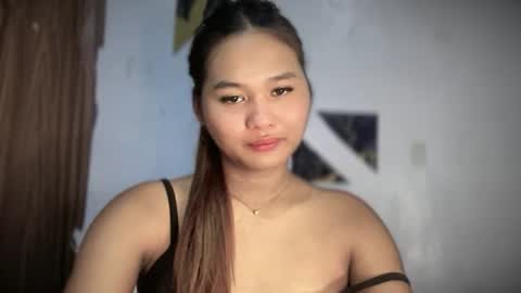 yoursweetgirl_zia online show from May 2026 06:43:02 AM
