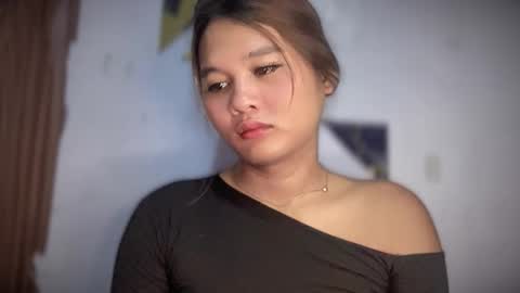 yoursweetgirl_zia online show from June 2026 05:41:02 AM