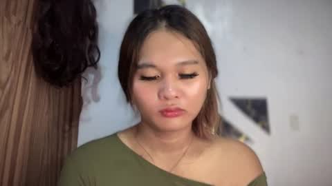 yoursweetgirl_zia online show from June 2026 05:05:01 AM