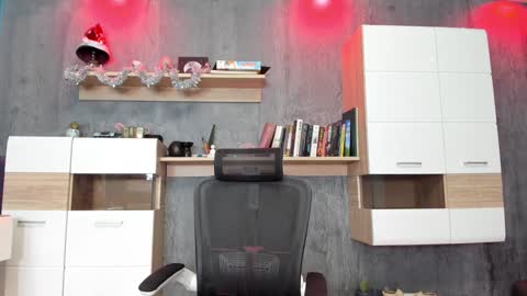 Snapshot of yourvenus00 chatting on December 2024 05:14:01 PM YourVenus00 -Follow my OF online show from December 2024 05:14:01 PM