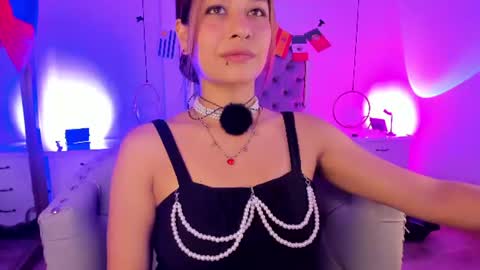 Snapshot of yourwishisme_val chatting on June 2026 07:51:02 PM Val online show from June 2026 07:51:02 PM