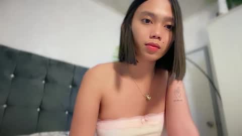 YowgineTheGreat online show from January 2025 03:50:01 PM