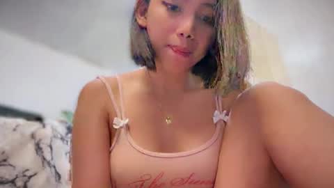 YowgineTheGreat online show from February 2025 12:31:01 PM