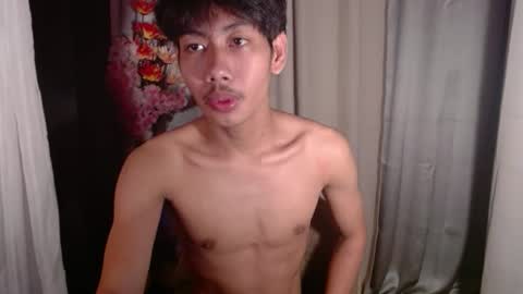 Snapshot of yrodnx chatting on February 2026 06:11:02 PM rode online show from February 2026 06:11:02 PM