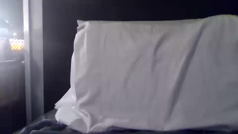 yslriver online show from October 2025 08:43:02 PM