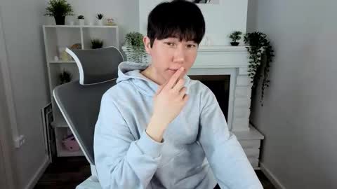 Snapshot of yugoasian chatting on January 2026 12:31:02 PM Yugo online show from January 2026 12:31:02 PM