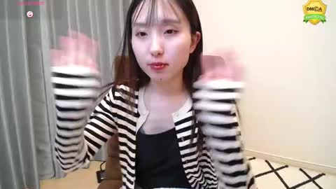 Snapshot of yui_x chatting on March 2025 11:25:02 AM yui_x online show from March 2025 11:25:02 AM