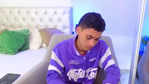 yulian_vasquez online show from February 2026 12:20:01 PM