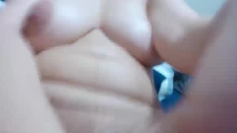 Snapshot of yuliana_25 chatting on February 2026 09:45:01 PM yuliana_25 online show from February 2026 09:45:01 PM