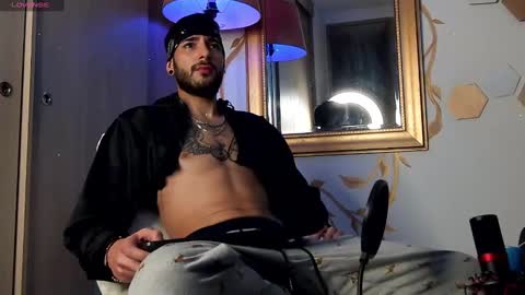 yulian 2811 online show from December 2024 02:41:02 AM