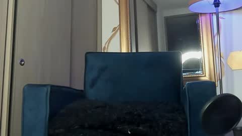 yulian 2811 online show from January 2025 02:28:02 AM