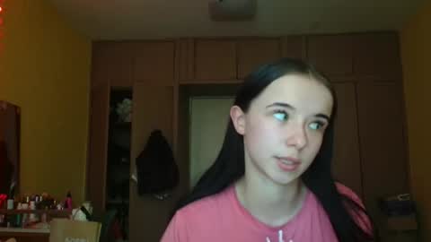 Yuliia online show from May 2026 12:33:01 PM