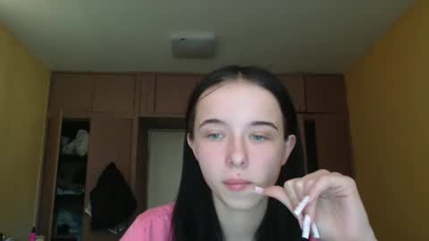 Yuliia online show from May 2026 07:13:02 AM