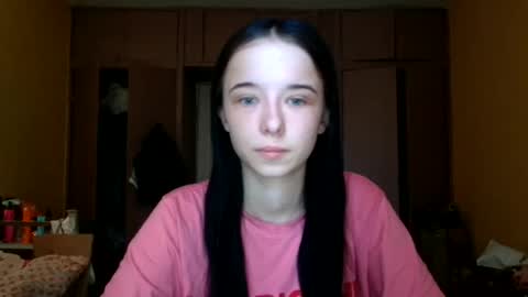 Yuliia online show from May 2026 08:44:01 AM