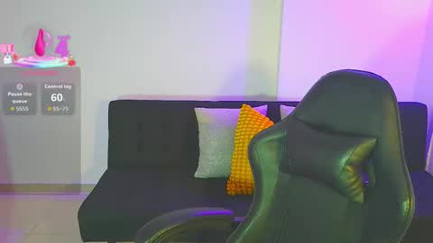 Yulienne online show from February 2026 12:18:02 AM