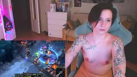 Snapshot of yum_neko_chan chatting on March 2025 07:09:02 PM Kris online show from March 2025 07:09:02 PM