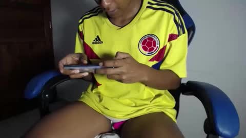 Snapshot of yumchocolate777 chatting on April 2026 10:31:01 AM yumchocolate777 online show from April 2026 10:31:01 AM