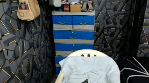 yumi online show from June 2026 12:28:01 AM