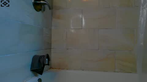 Snapshot of yumiepussyy chatting on January 2025 02:58:01 PM Payton kelly online show from January 2025 02:58:01 PM