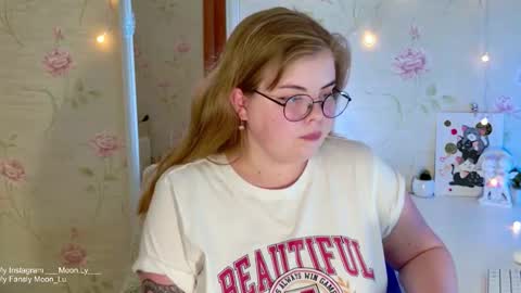 Polly online show from November 2025 03:11:01 PM