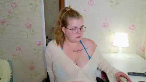 Polly online show from May 2026 06:26:01 PM