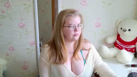 Polly online show from June 2026 12:29:02 PM