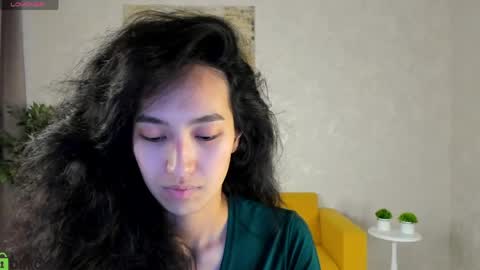 Cindey online show from April 2026 11:52:02 AM