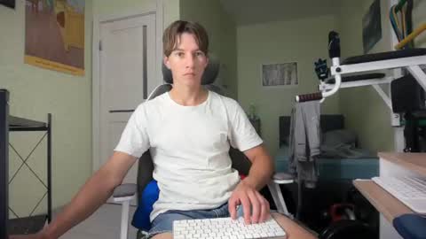 Alex online show from July 2026 06:43:02 PM