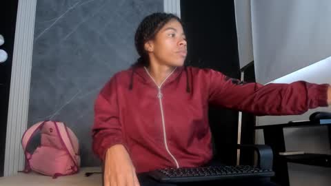 Yummyduo online show from February 2025 11:55:01 AM