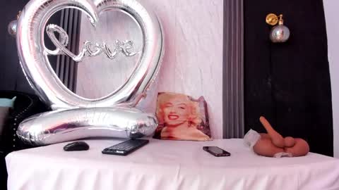Yummyduo online show from May 2026 11:04:01 AM
