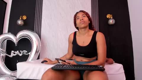 Yummyduo online show from May 2026 12:10:02 PM